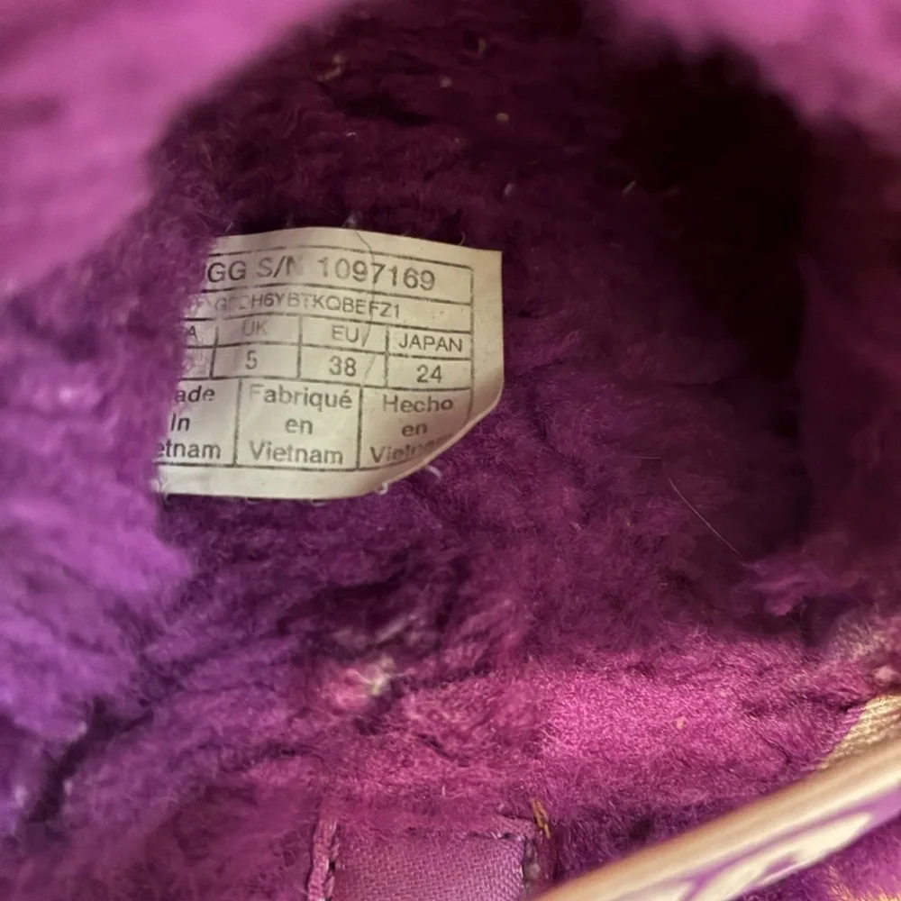 UGG Fluff Yeah Slide Berrylicious Multi Sheepskin Size 7 - Picture 7 of 9